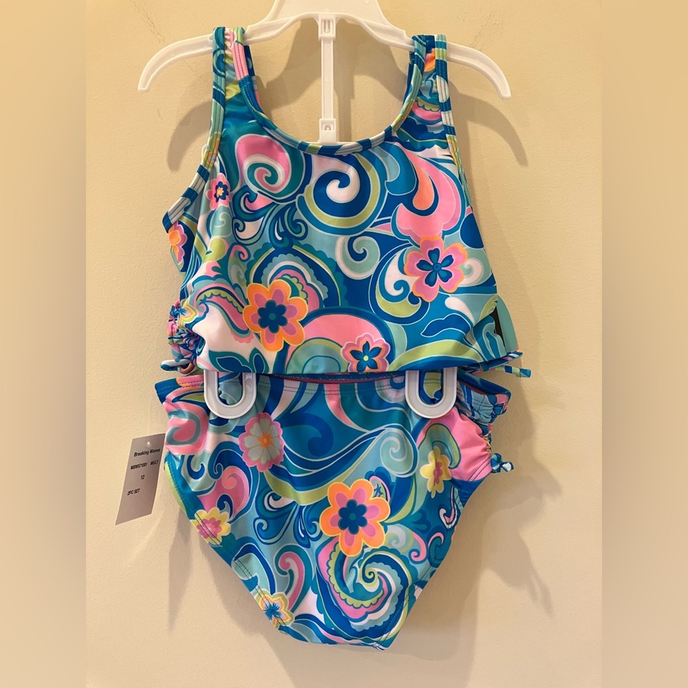 NEW- Breaking Waves Pink Girls 2 pieces  Swimsuit. Size 12